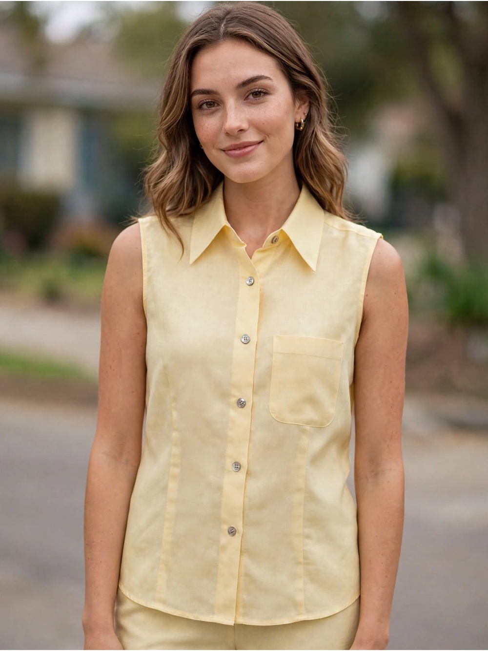 Emma James Pale Yellow Sleeveless Button-Down Shirt